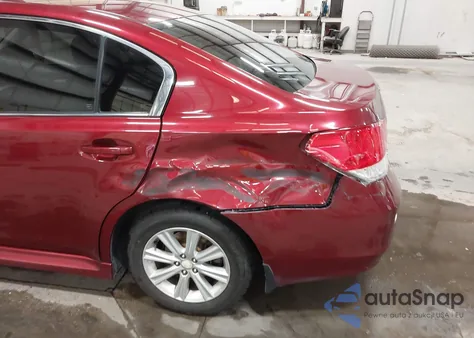 2011 Subaru Legacy 2.5I Premium z USA, uszkodzony, nr VIN 4S3BMBC6XB3244104